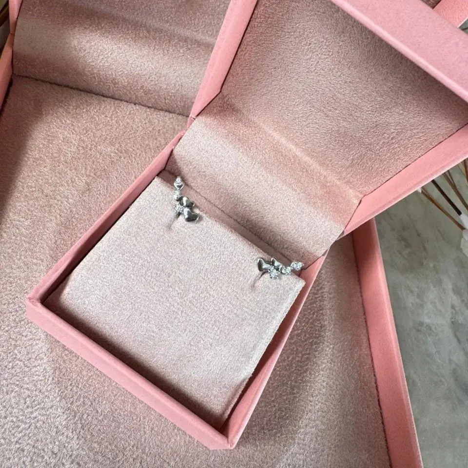 BRINCO MINI EAR CUFF CORAÇÕES BN SENSE OF SPRING